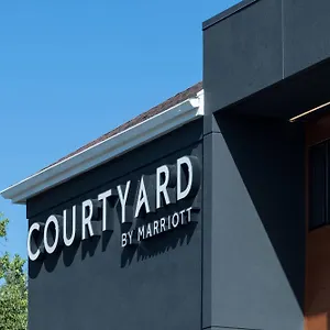 Courtyard By Marriott Hotel